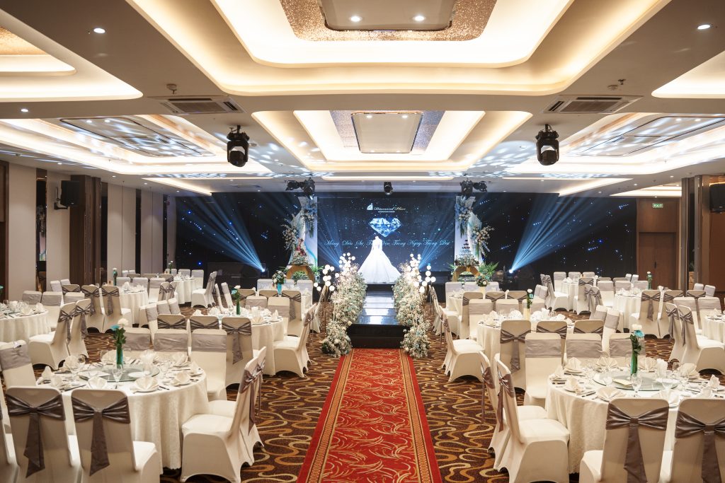 Không gian sảnh Sapphire 2 kết hợp với trang trí Mộc Lam
