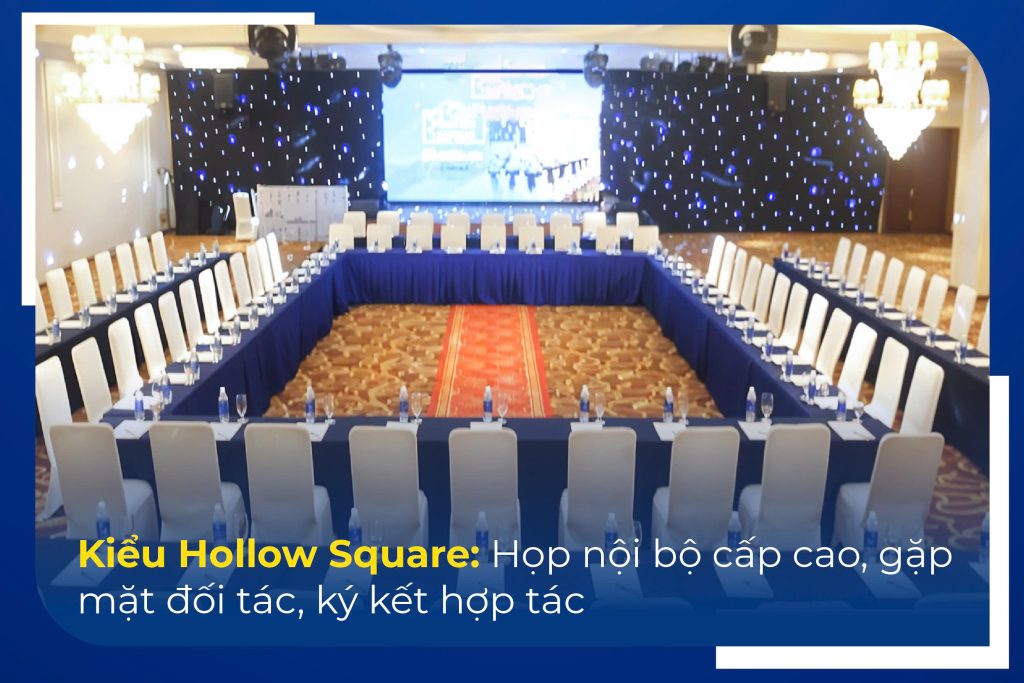 Kiểu Hollow Square: Riêng tư, giúp duy trì sự tập trung và hạn chế yếu tố gây nhiễu.