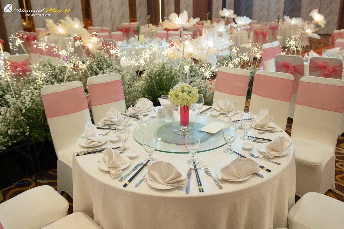 SẢNH TIỆC sanh-tiec-cuoi