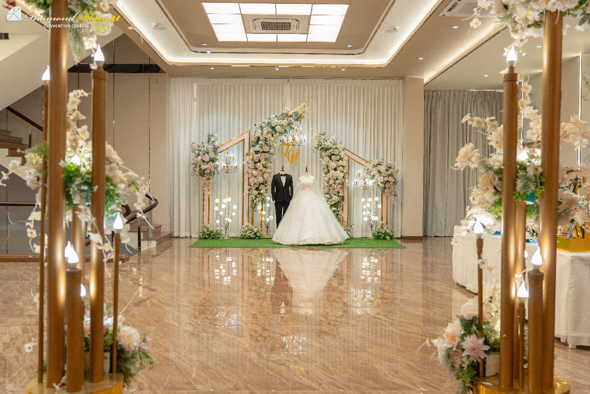 SẢNH TIỆC sanh-tiec-cuoi