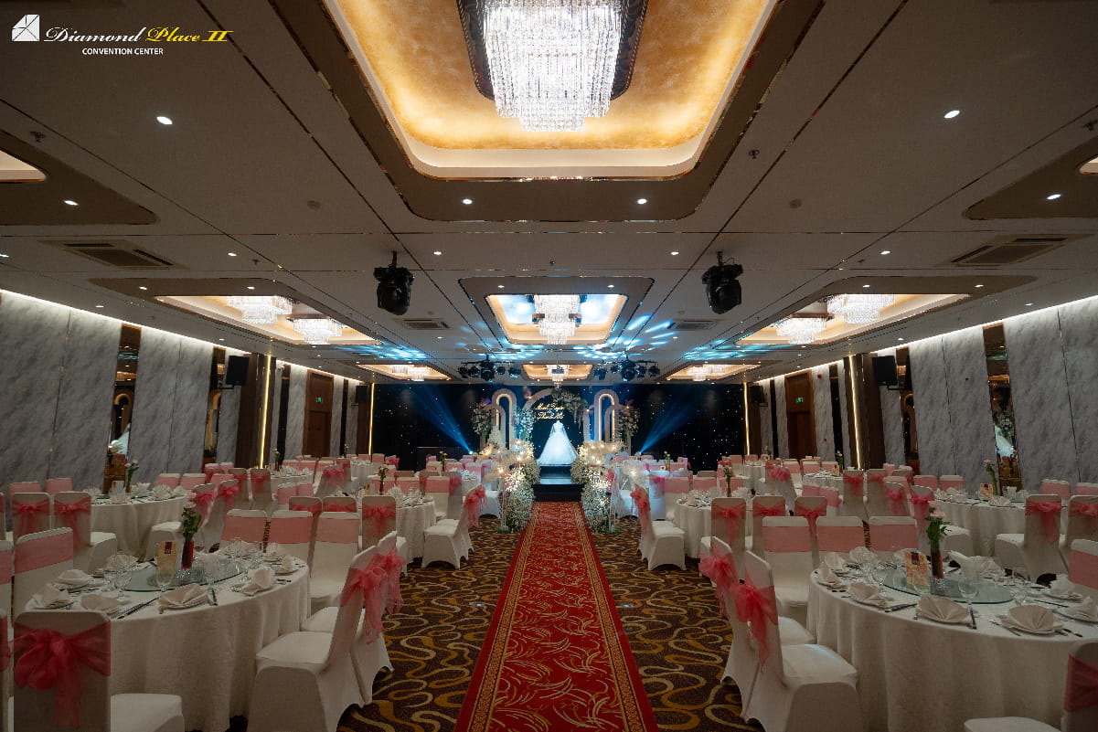 SẢNH TIỆC sanh-tiec-cuoi